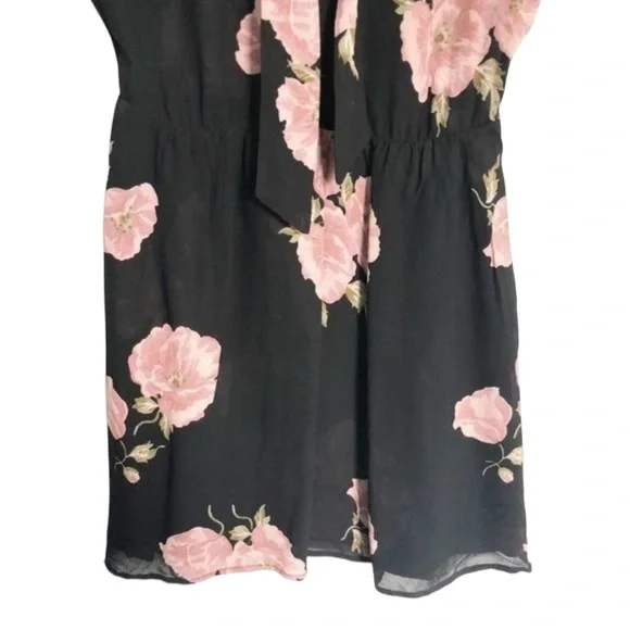 13. Reformation Fraser Black Floral Tie V Neck Button Up Mini Dress Size 2 - Picture 13 of 17